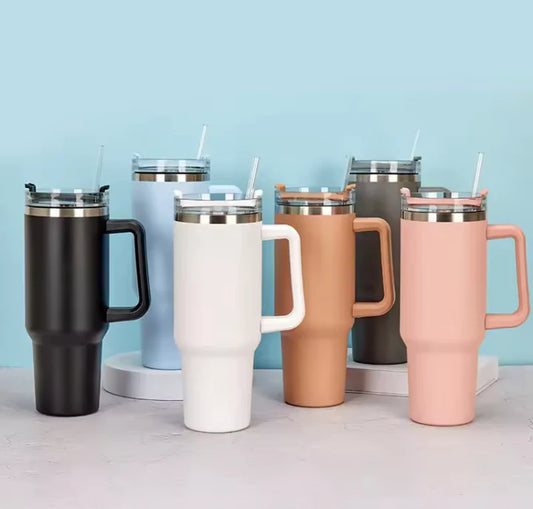Stainless Steel Tumbler – Keep Your Drinks Hot or Cold for Hours!